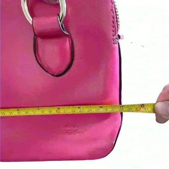 Hot Pink Women’s Purse Tote Bag Handles Strap New with Tags Medium - Picture 16 of 16